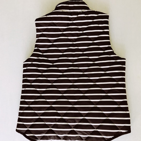 NWOT Black and White Stripe Gap Quilted Vest - Picture 2 of 4